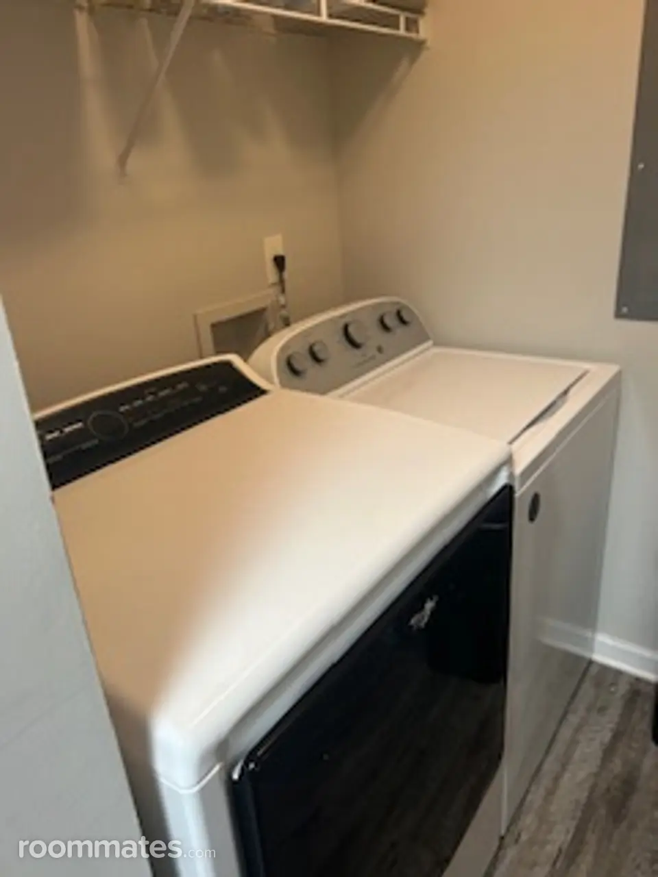 Profile photo 1 of 9