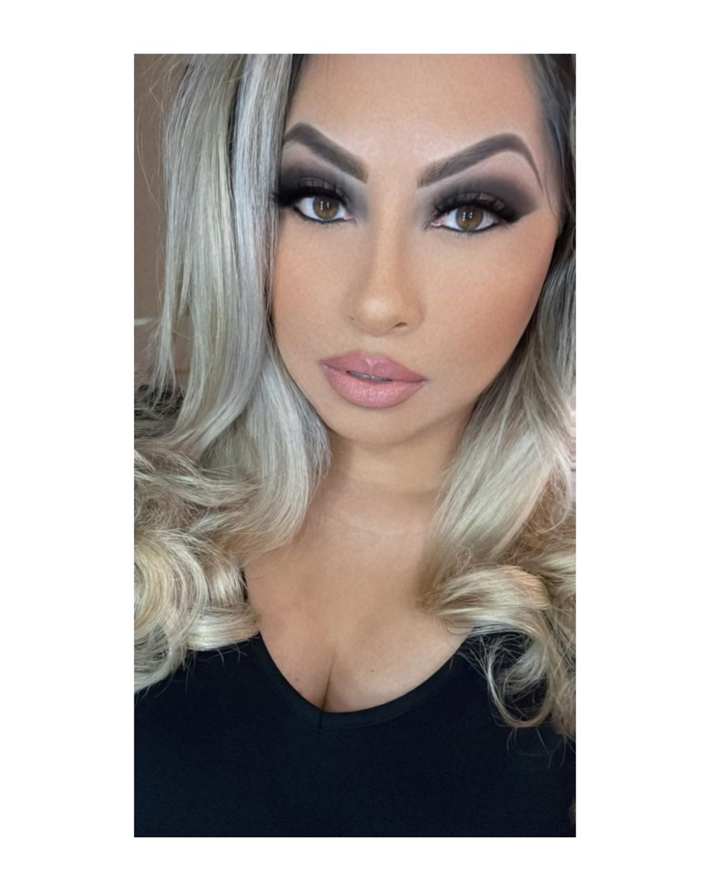 Profile photo 11 of 11