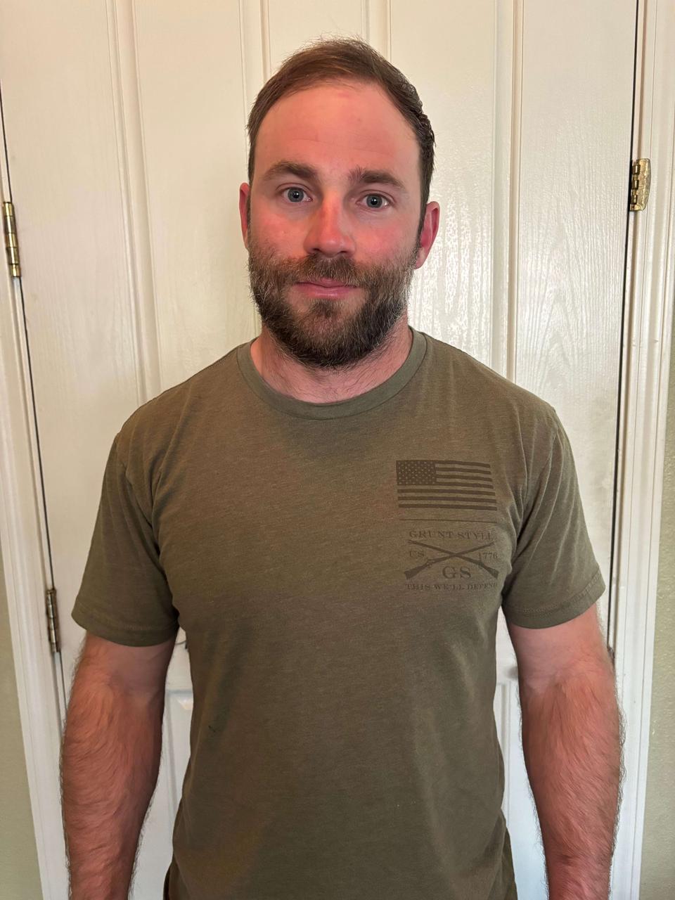 Profile photo 4 of 4