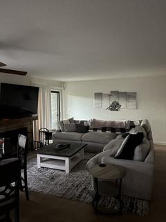 Room for rent in Auburn, CA $985, house