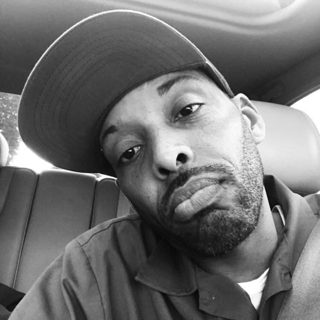 Profile photo 11 of 11