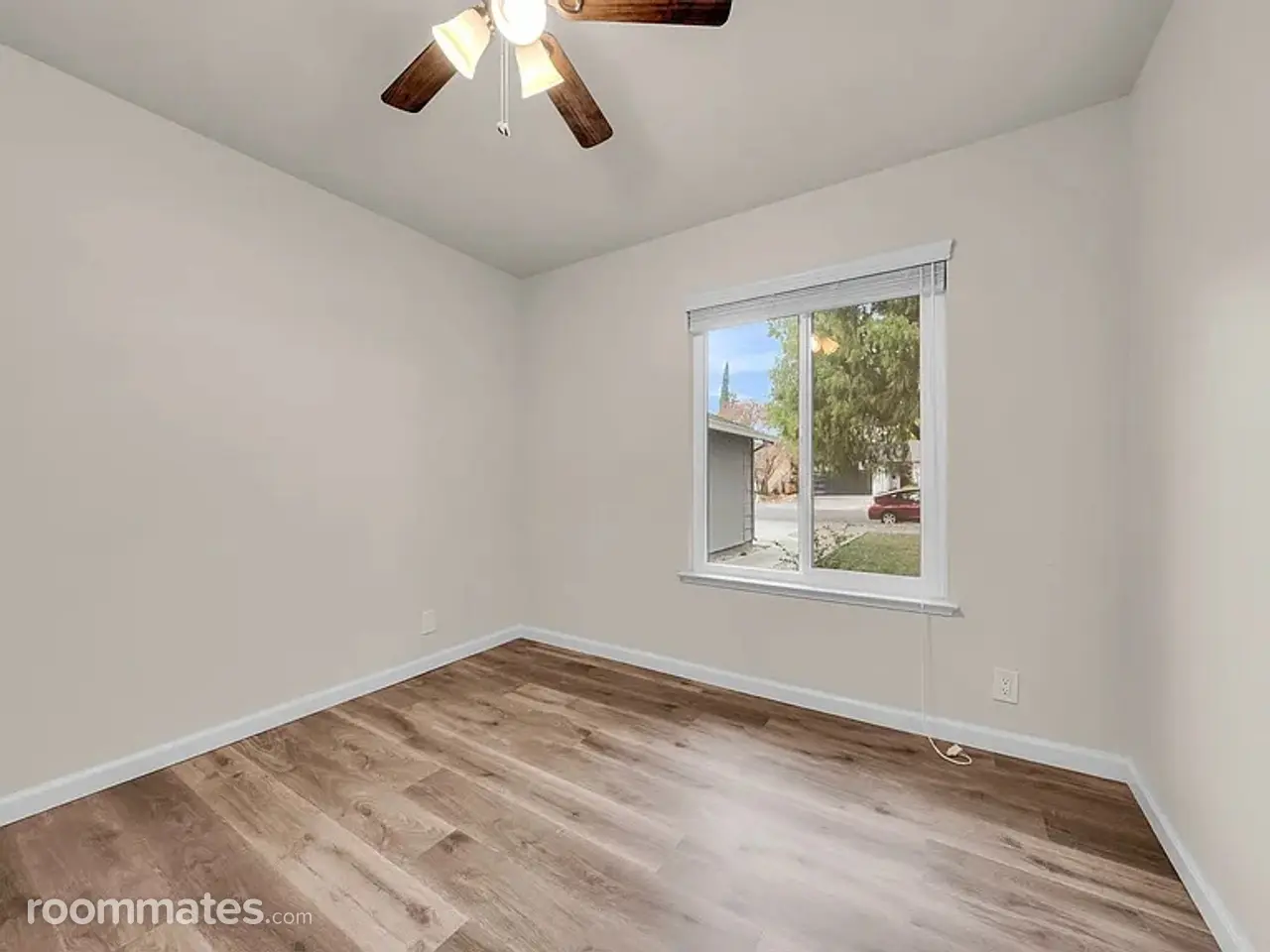 Profile photo 3 of 11