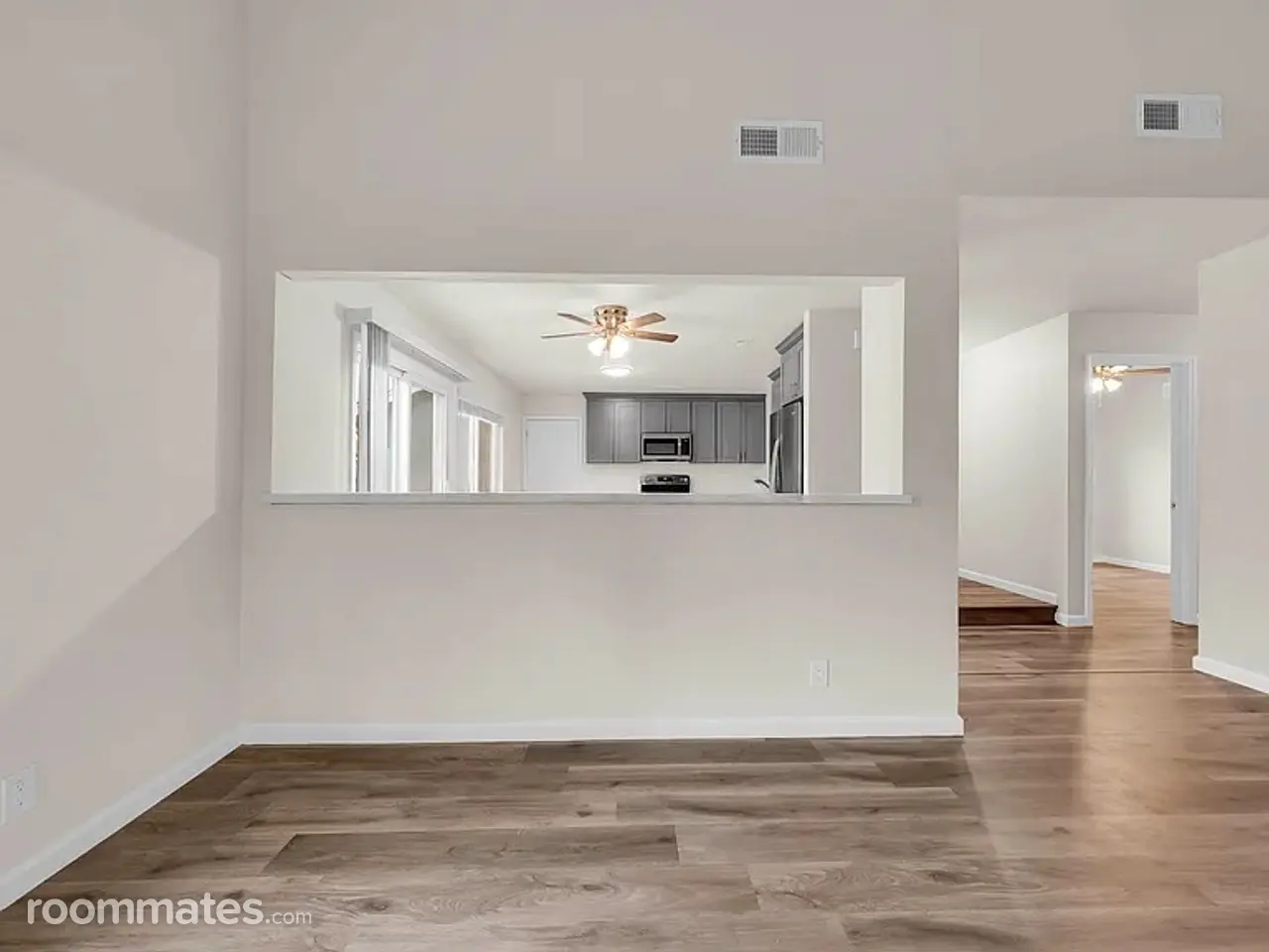 Profile photo 2 of 11