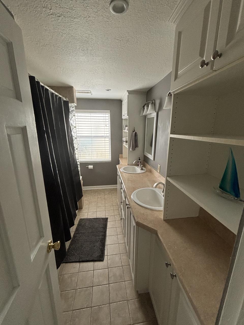 Profile photo 7 of 8