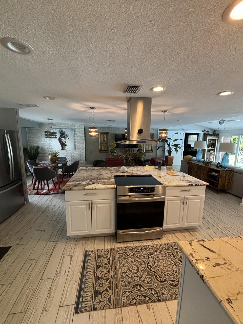 Profile photo 4 of 8