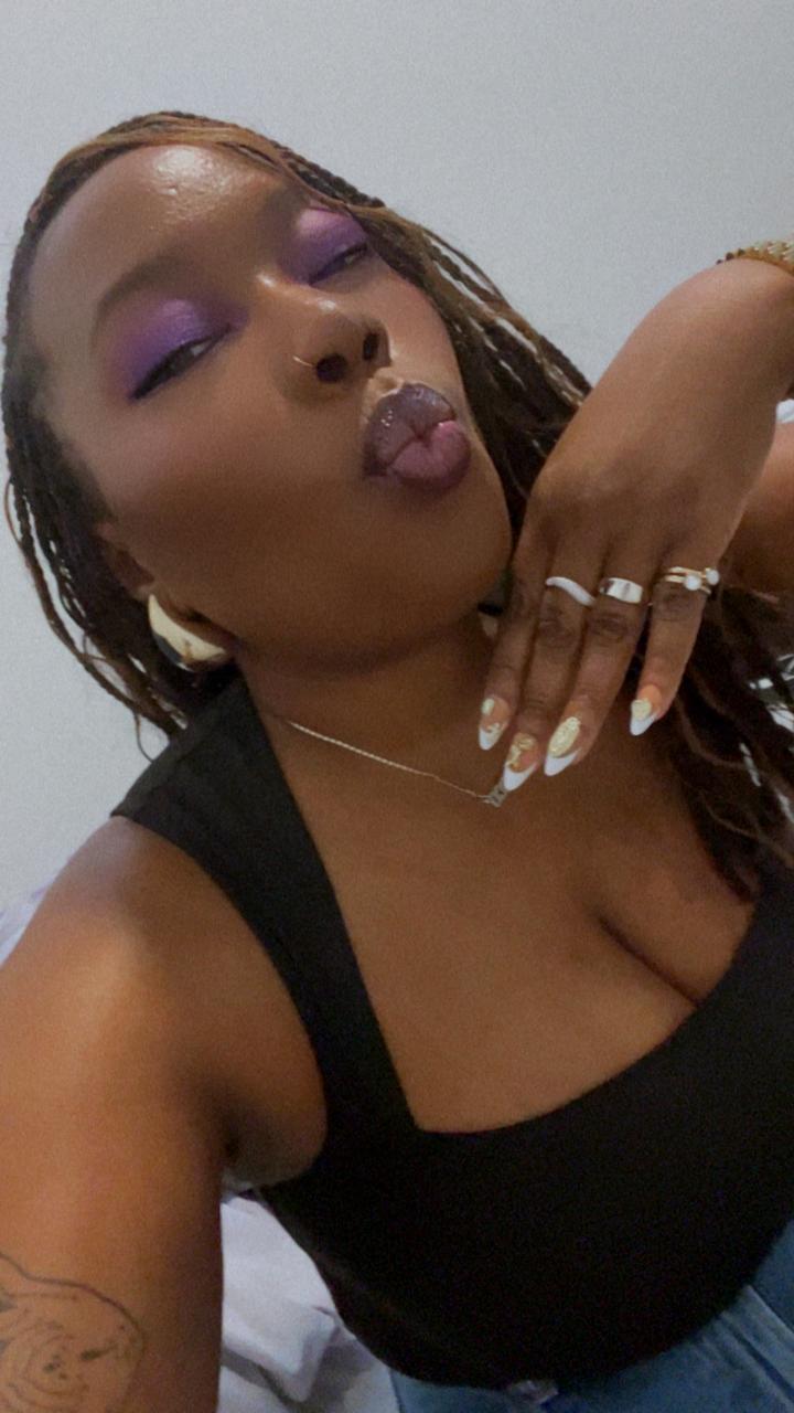 Profile photo 4 of 6