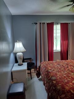 Room for rent in Palm Coast, FL $850, house