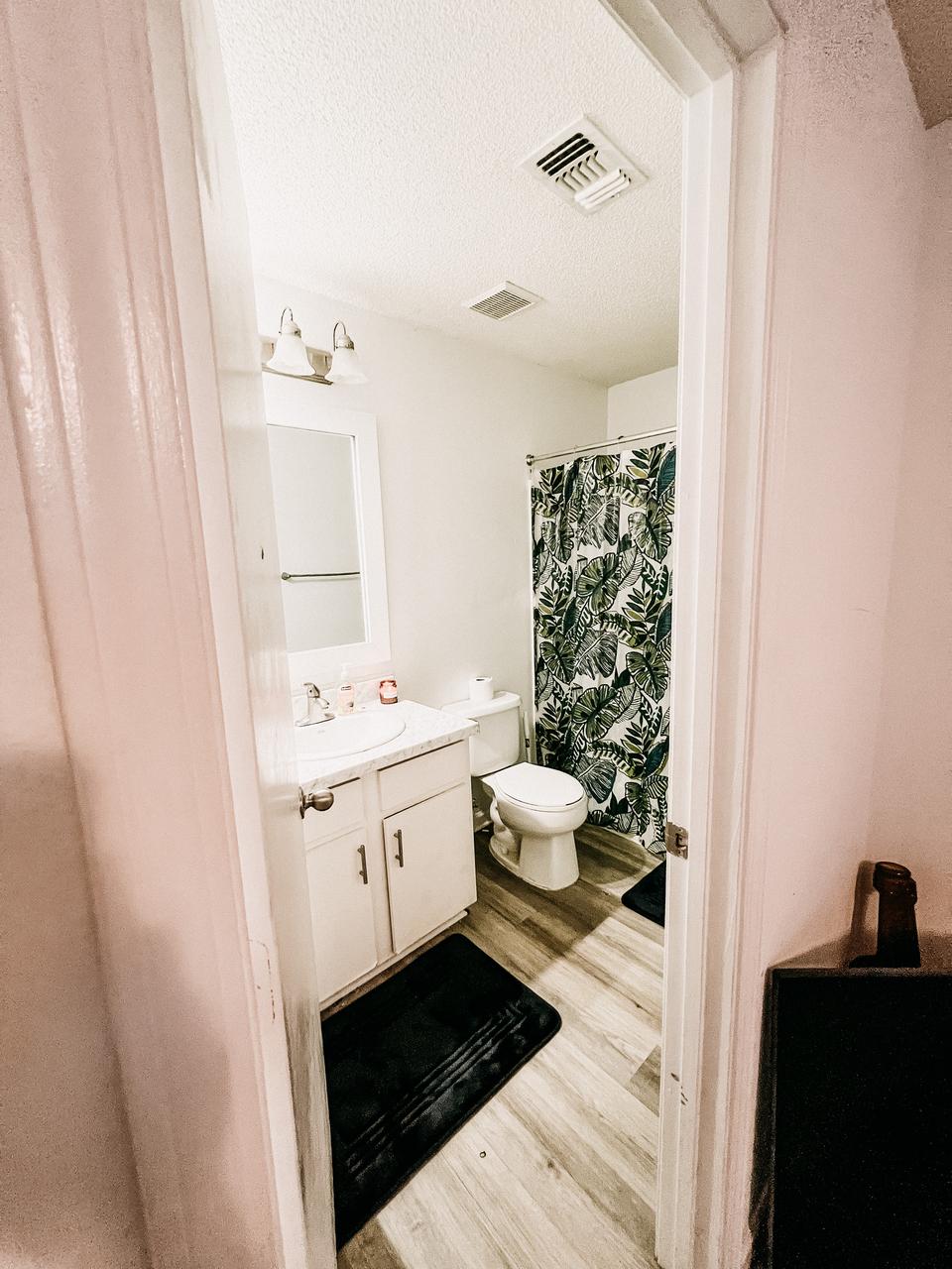 Profile photo 2 of 7