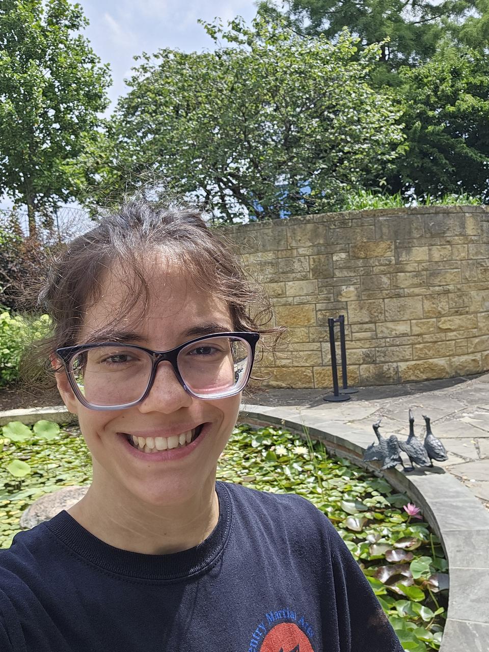 Profile photo 4 of 4