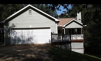Room for rent in Auburn, GA $740, house