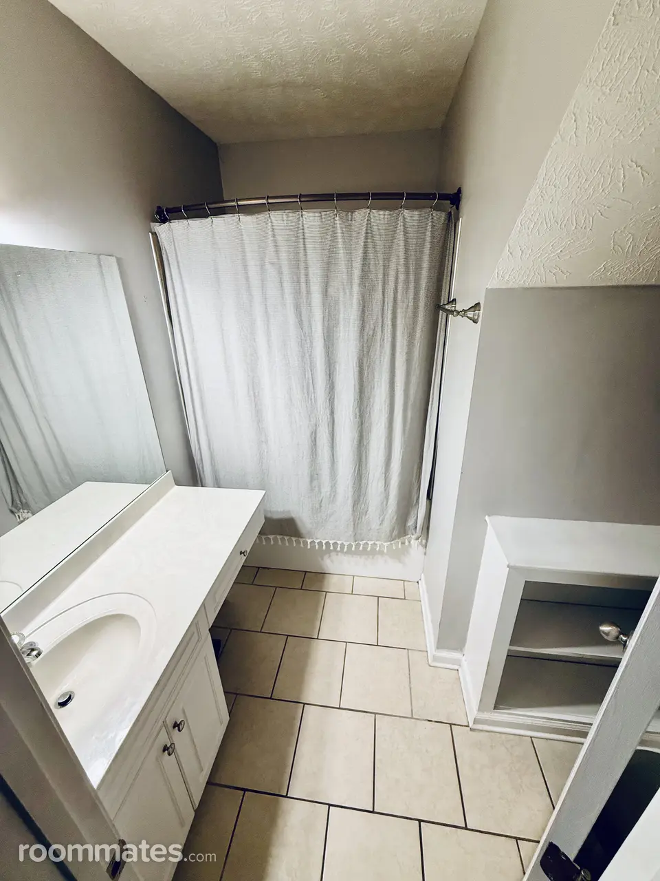 Profile photo 6 of 9