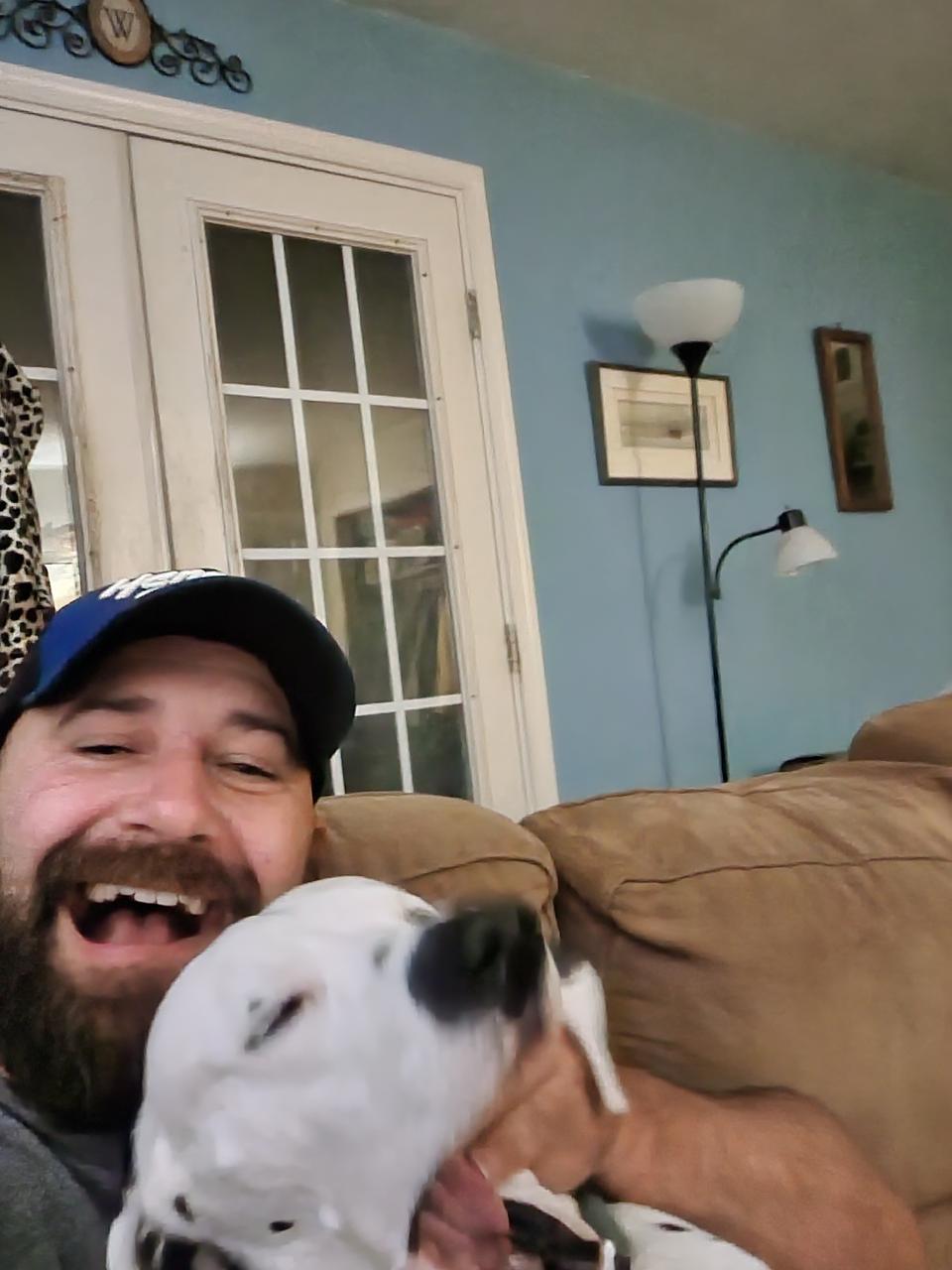 Profile photo 4 of 8