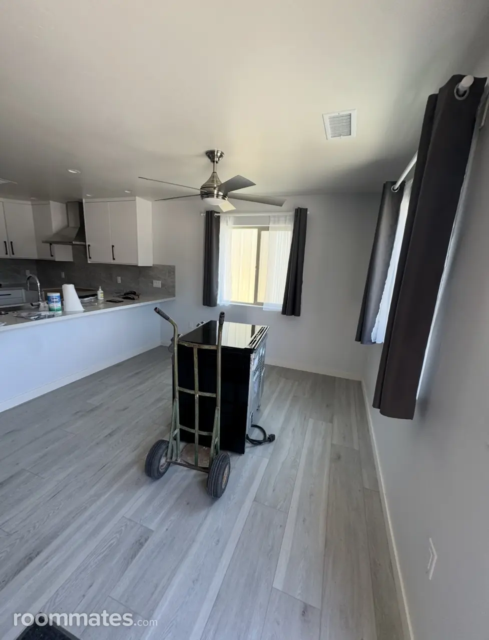 Profile photo 7 of 8