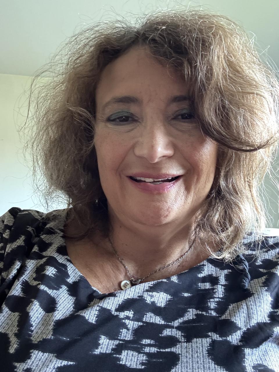 Profile photo 9 of 9