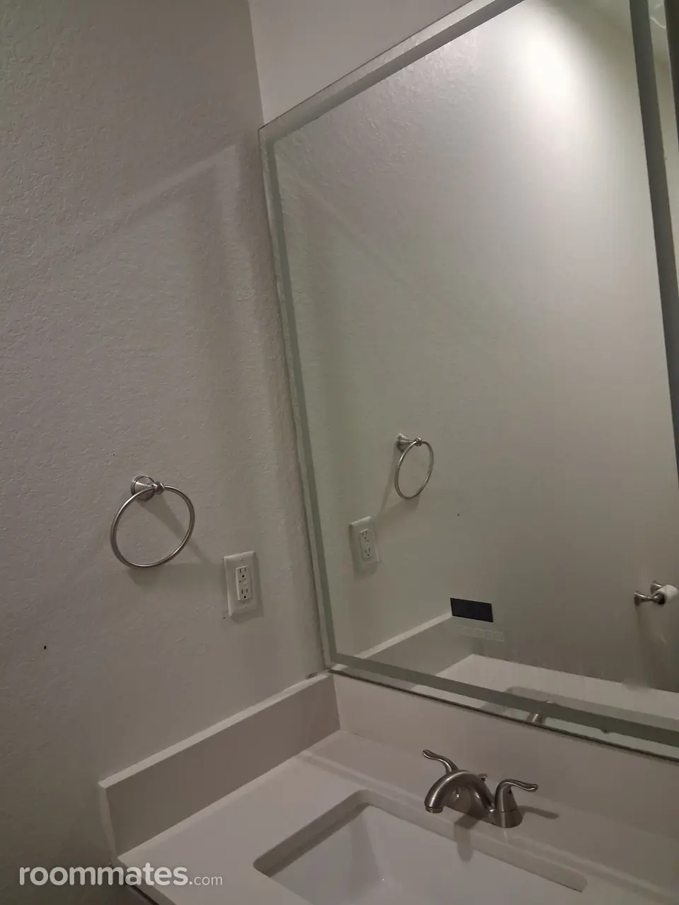 Profile photo 6 of 9