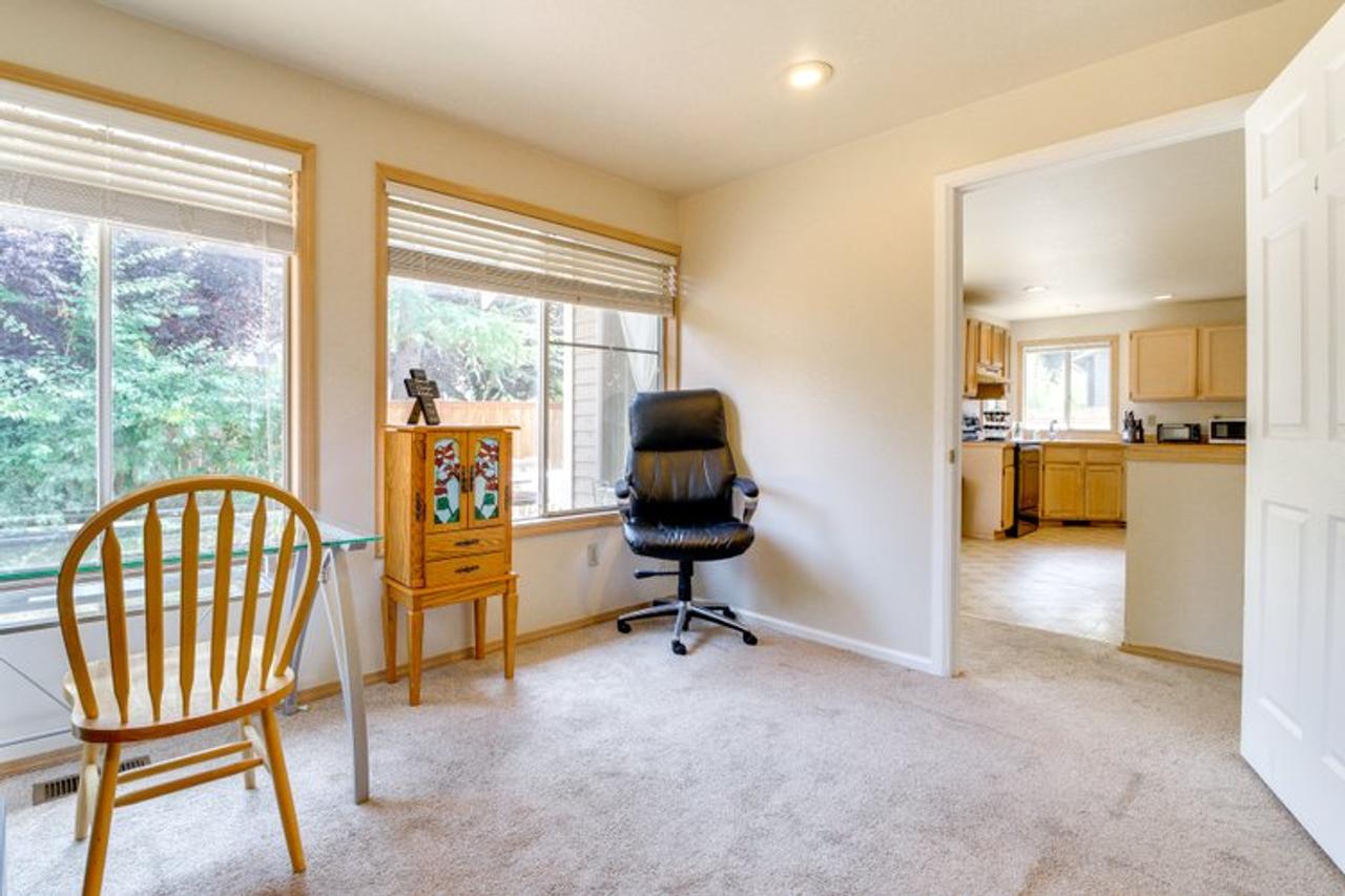 Profile photo 9 of 11