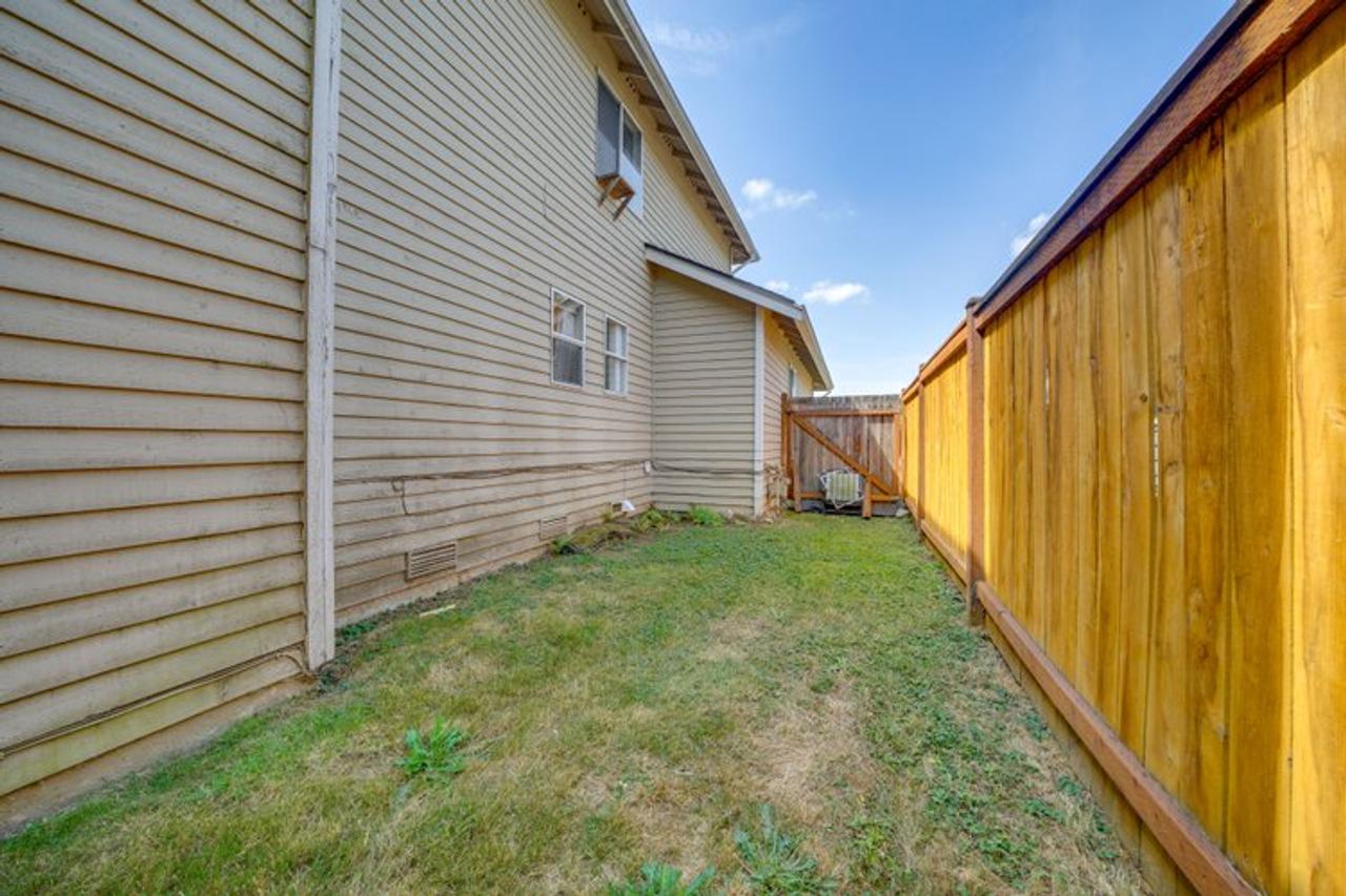 Profile photo 5 of 11