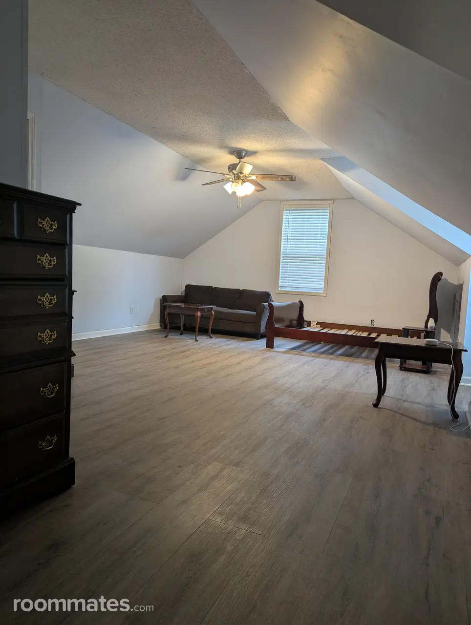 Profile photo 8 of 9