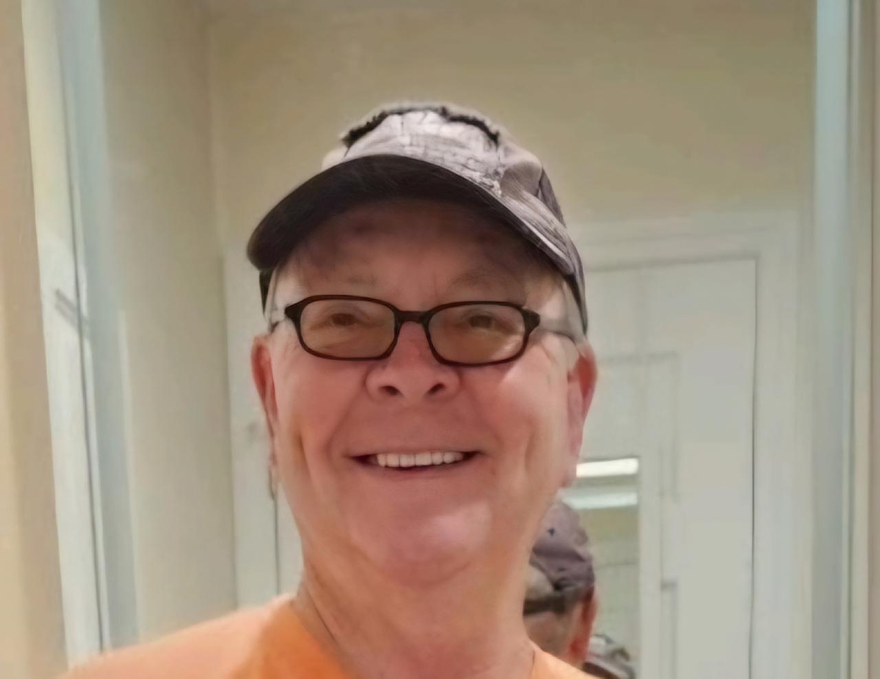 Profile photo 9 of 10