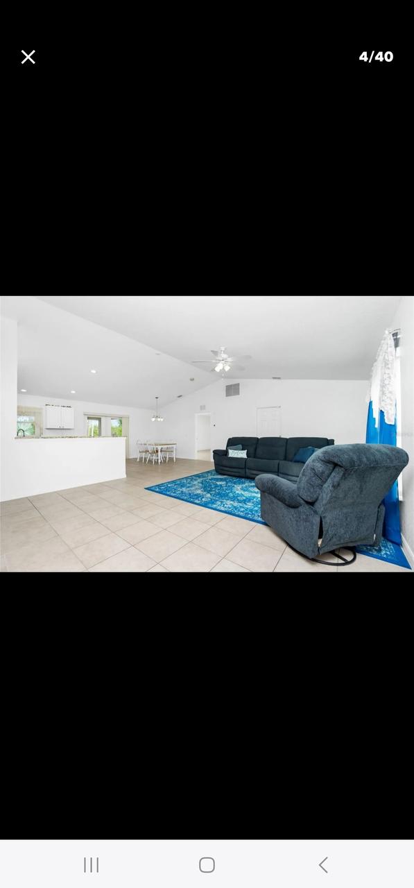 Profile photo 3 of 10