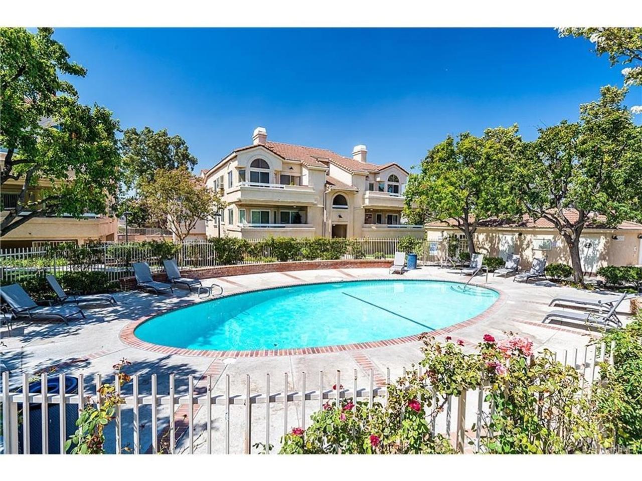 Profile photo 8 of 15