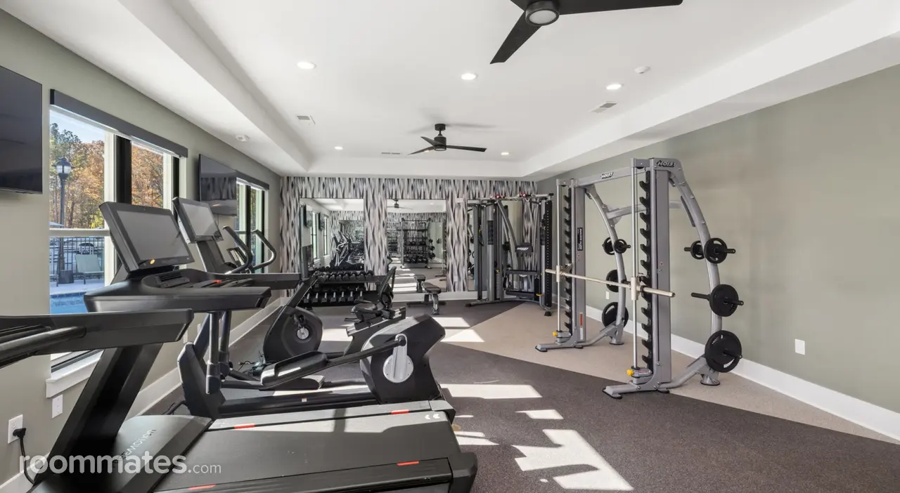 Profile photo 10 of 11