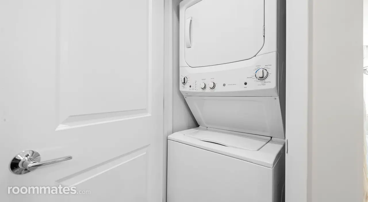 Profile photo 2 of 11