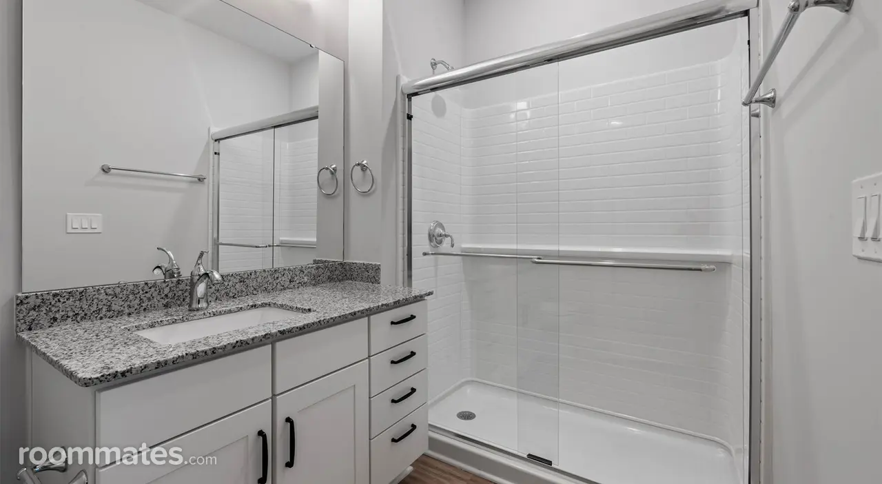 Profile photo 8 of 11