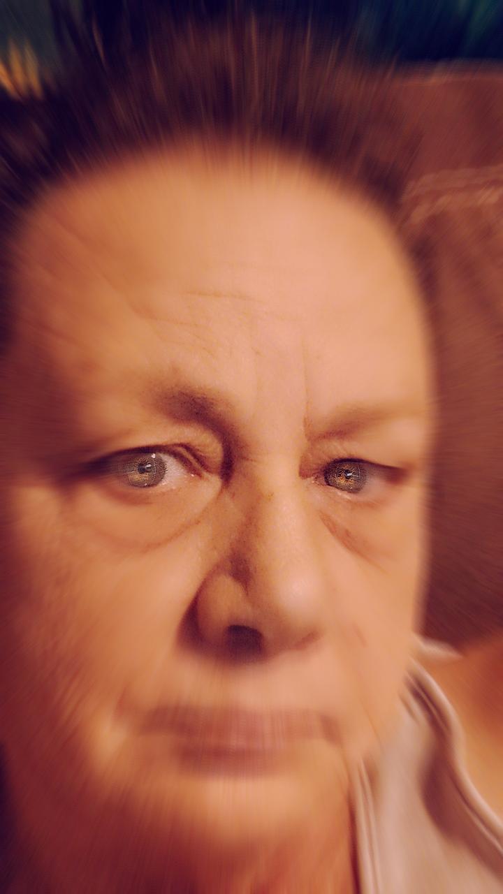 Profile photo 12 of 17