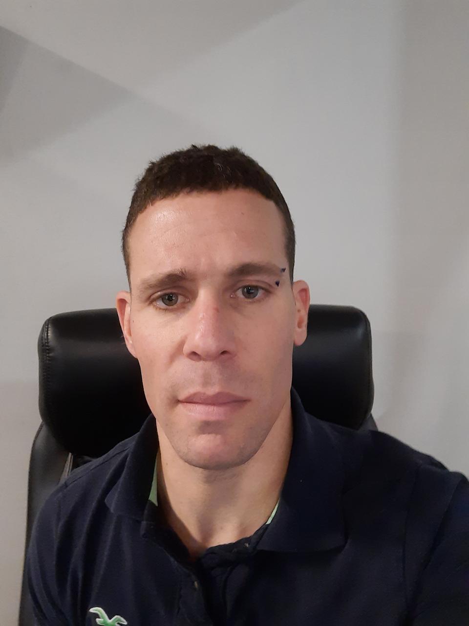 Profile photo 1 of 1