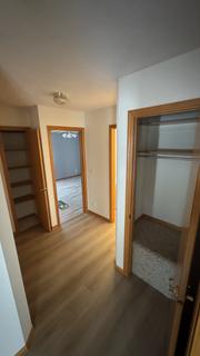 Room for rent in Bennington, NE $800, house