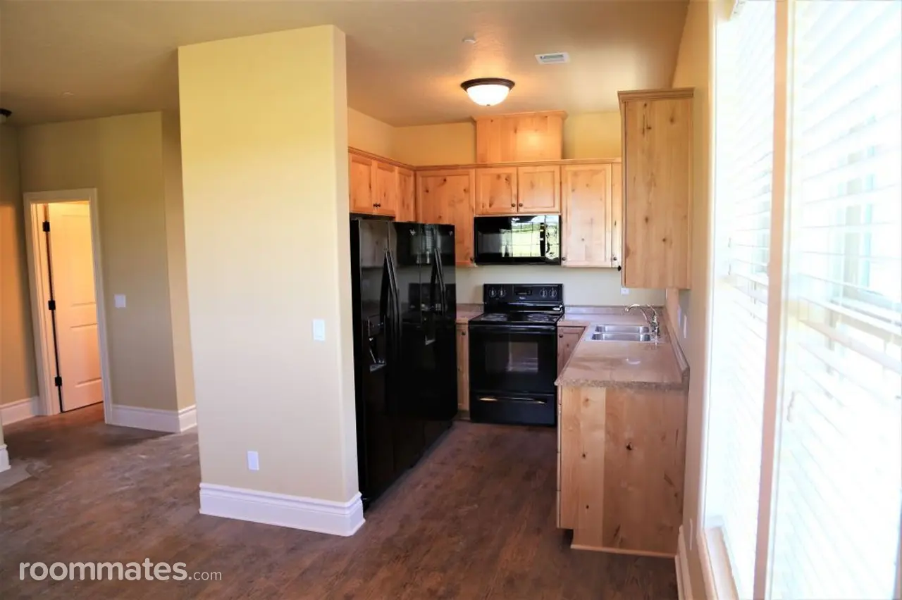 Profile photo 2 of 12