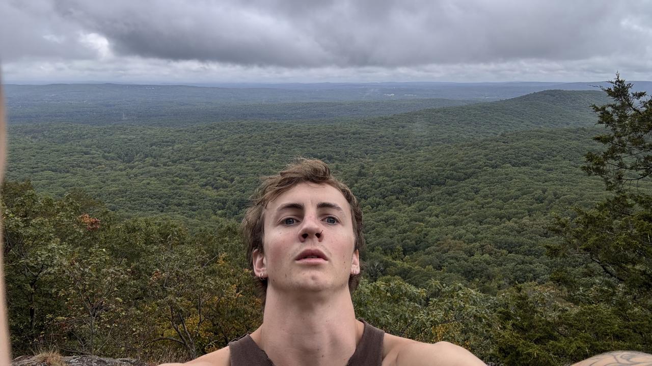 Profile photo 11 of 12