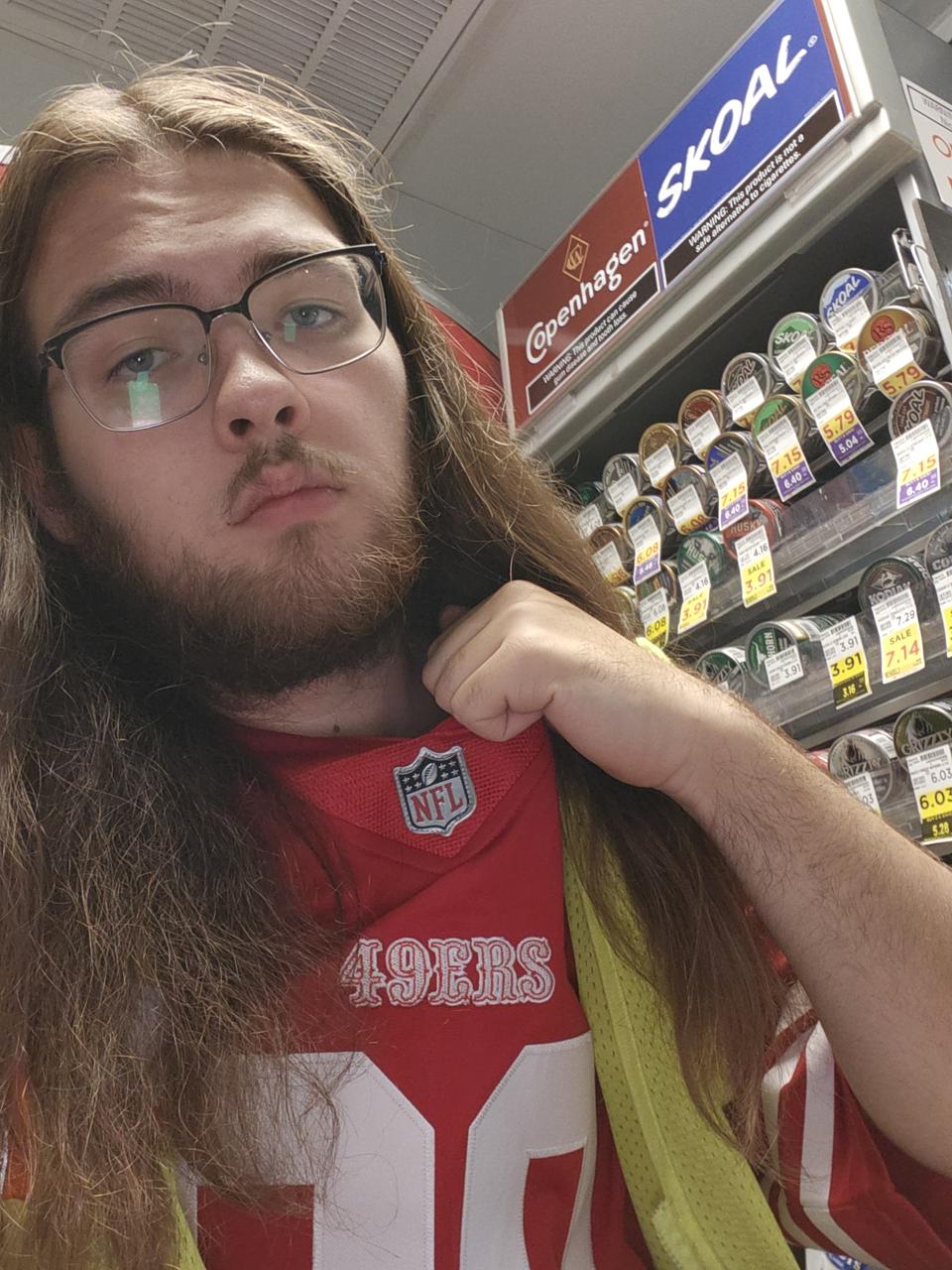 Profile photo 4 of 4