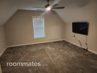 Room for rent in Clayton, NC $1000, house