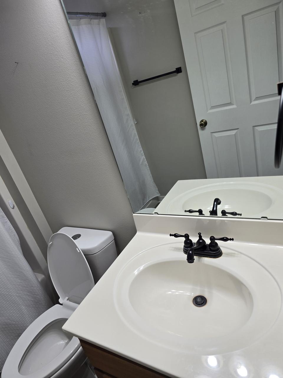 Profile photo 7 of 9