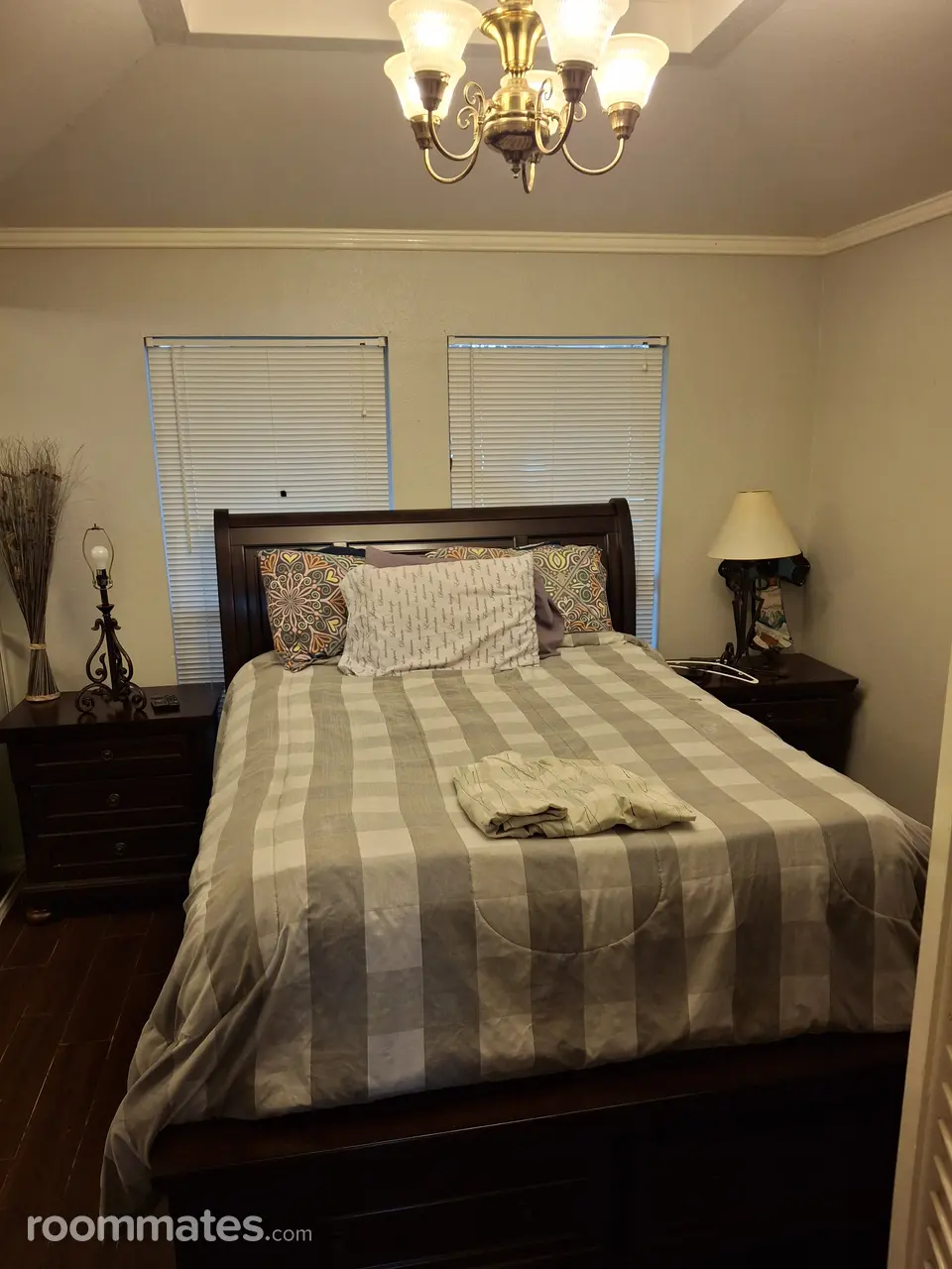 Profile photo 3 of 7