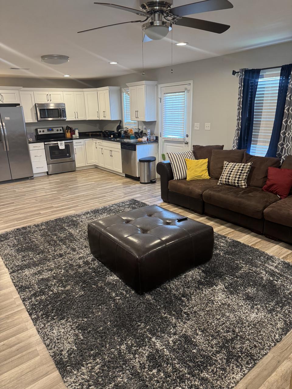 Profile photo 4 of 6