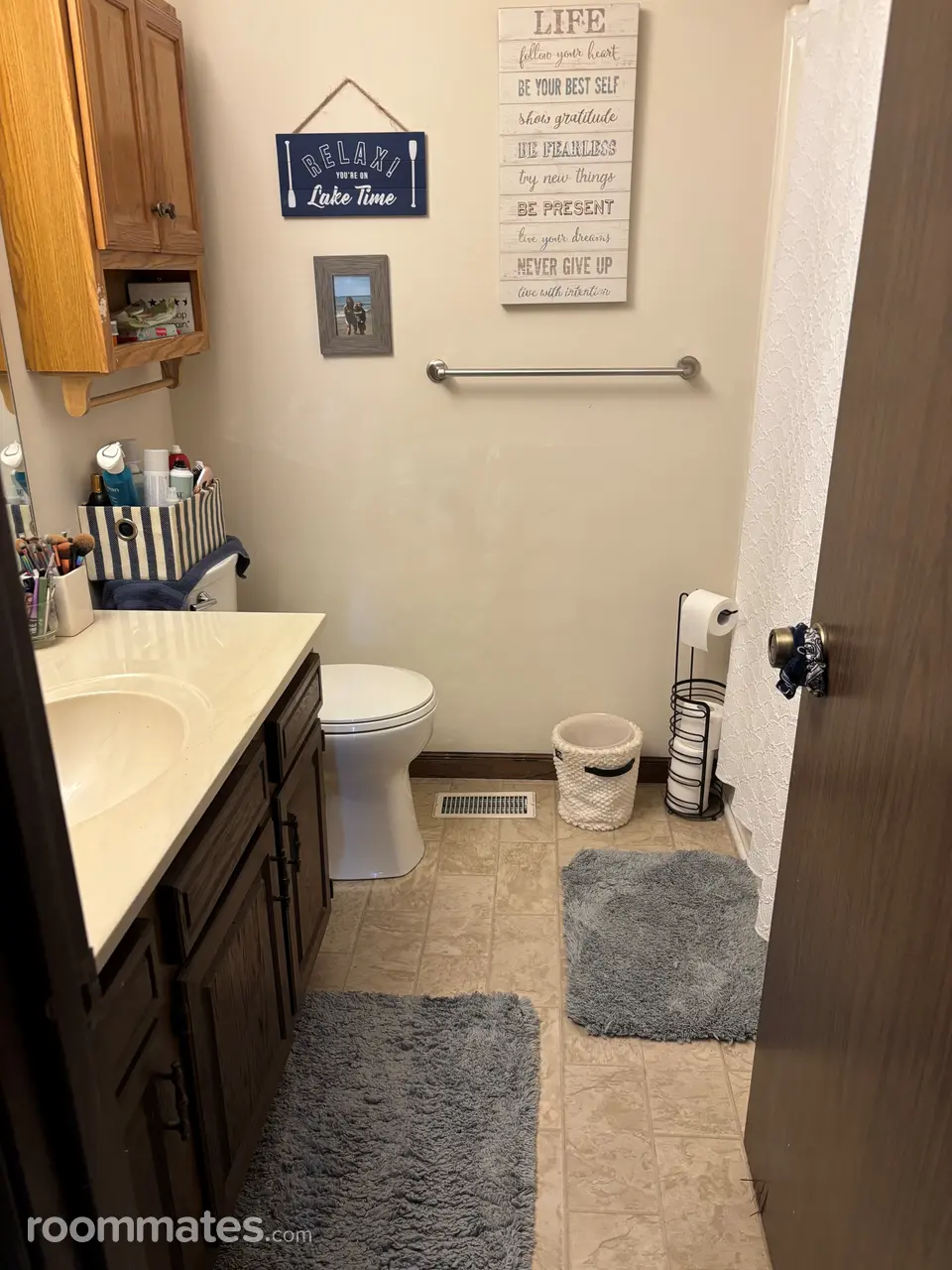 Profile photo 3 of 4