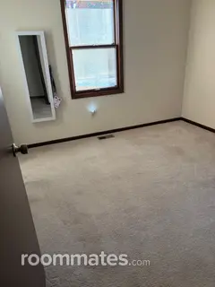 Room for rent in Weldon Spring, MO $700, house