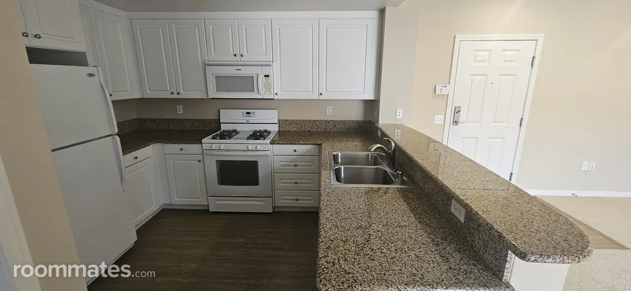 Profile photo 9 of 11