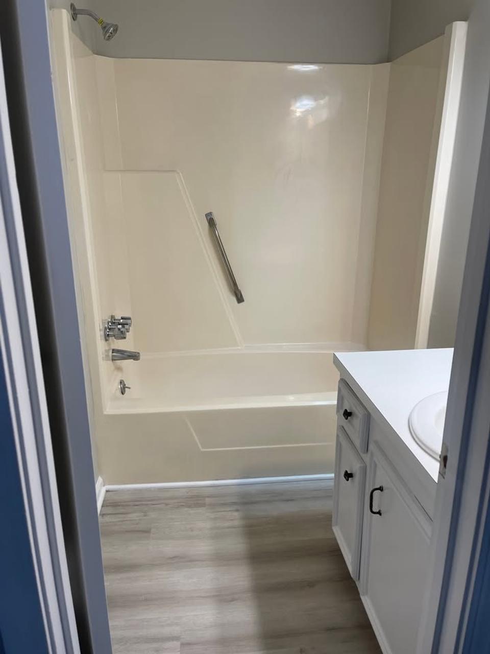 Profile photo 4 of 5