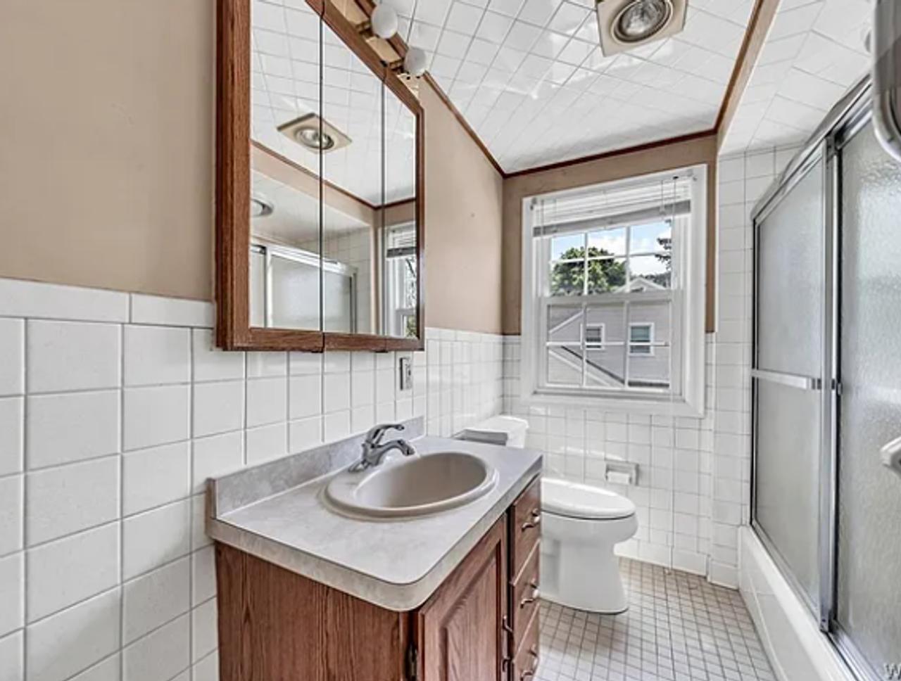 Profile photo 6 of 11