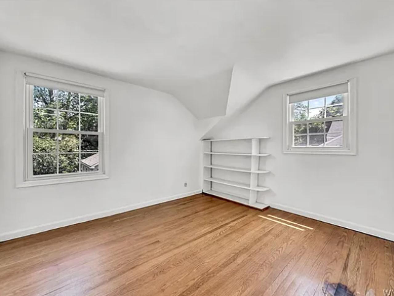 Profile photo 5 of 11