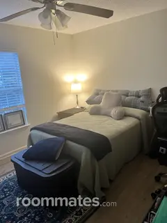 Room for rent in High Point, NC $850, condo