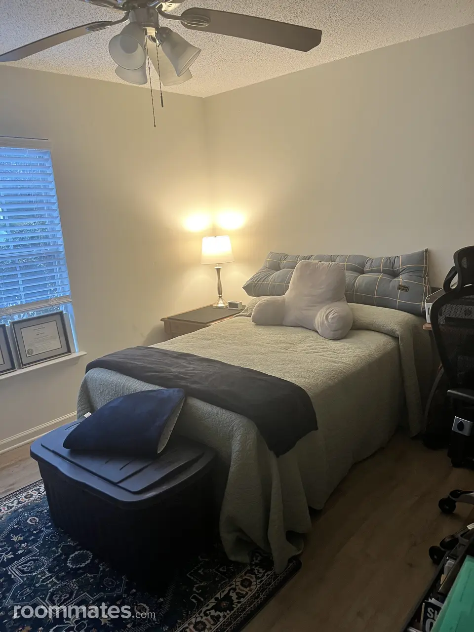 Profile photo 3 of 13