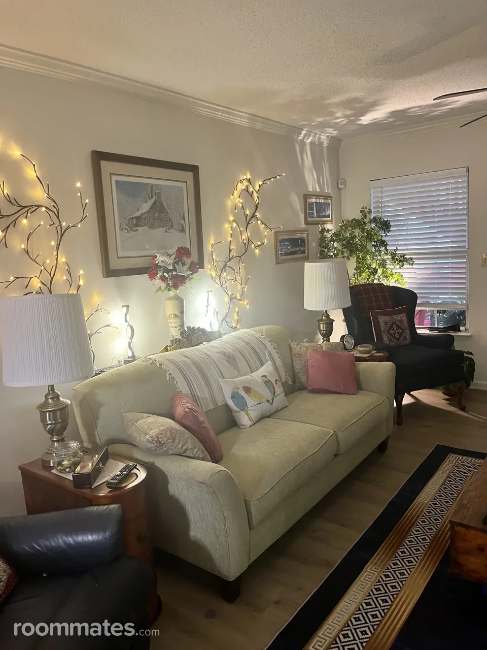 Profile photo 9 of 13