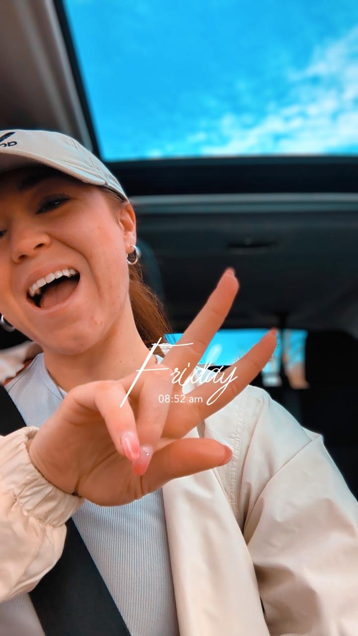 Profile photo 13 of 14