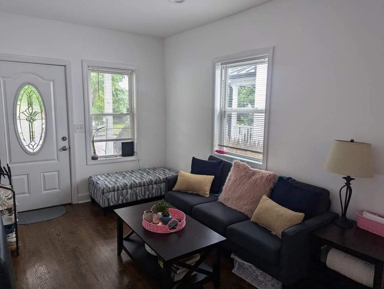 Profile photo 2 of 14