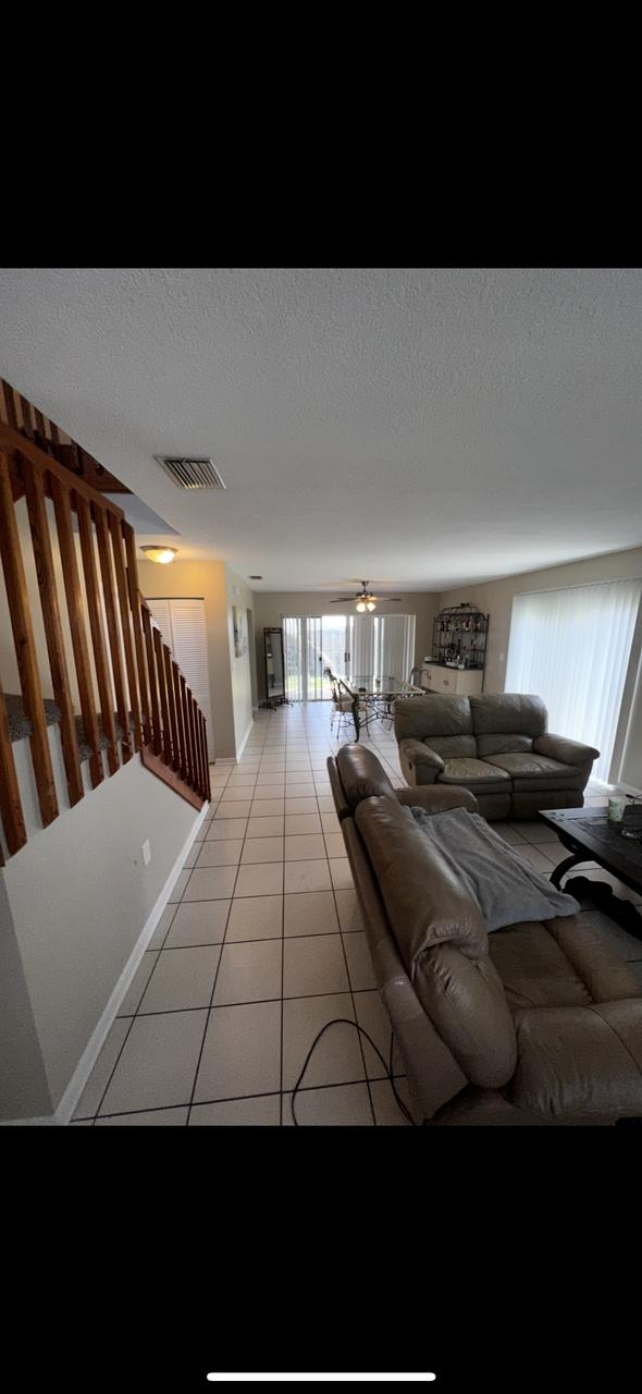 Profile photo 9 of 14